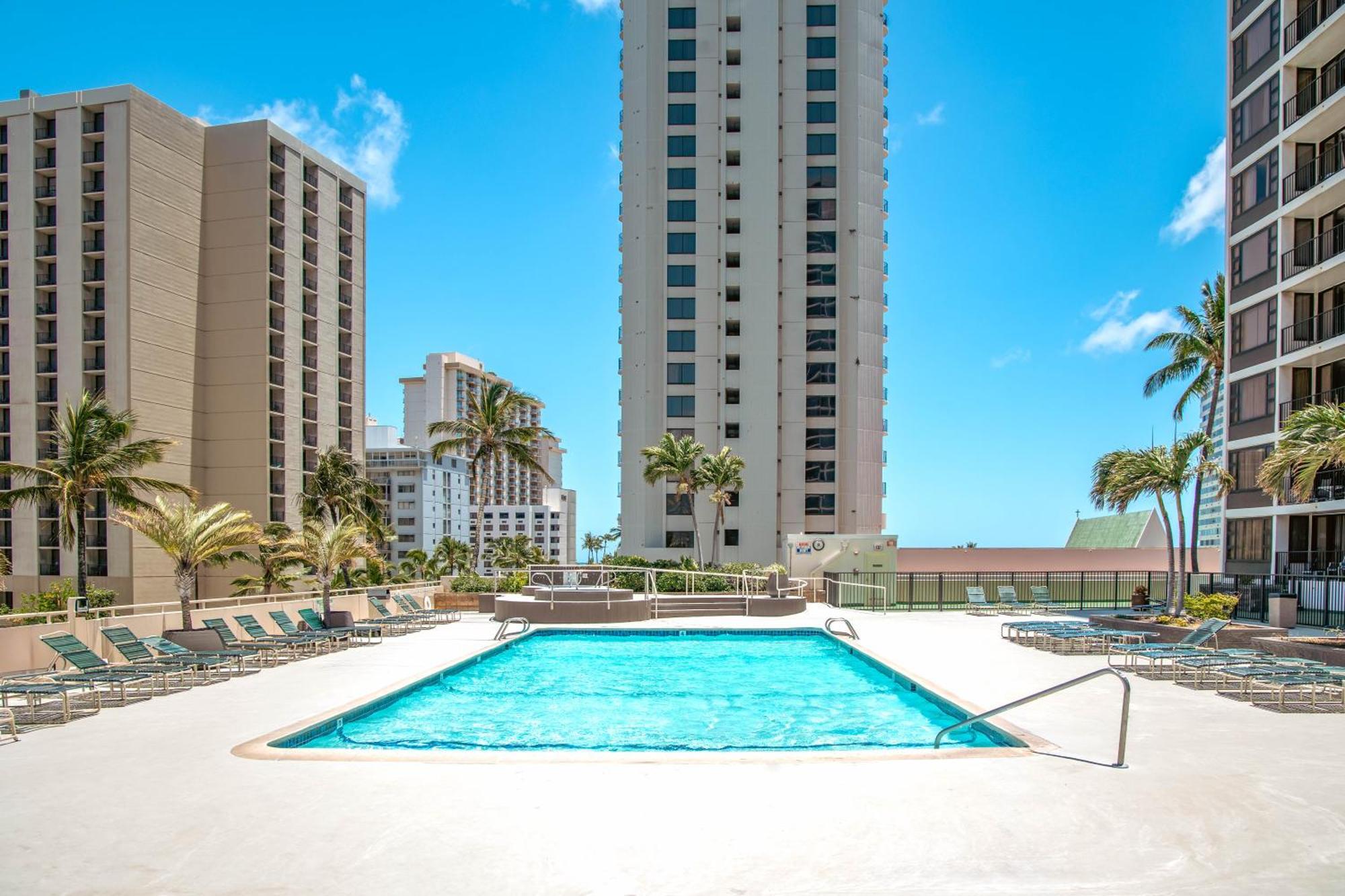 Waikiki Banyan 1Br With Great Ocean Views, Steps To Beach & Parking! Honolulu Exterior foto